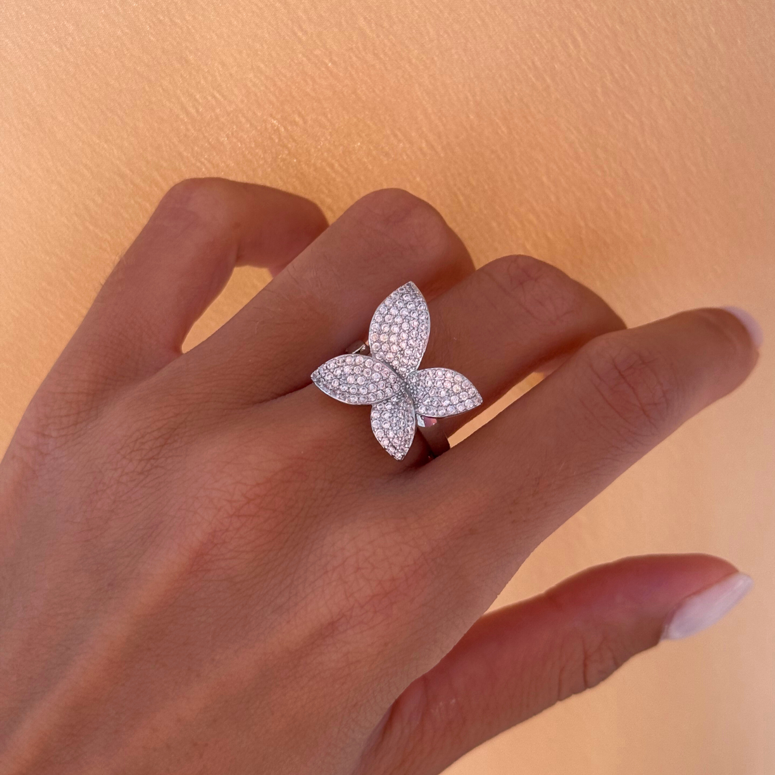 Anello Eva