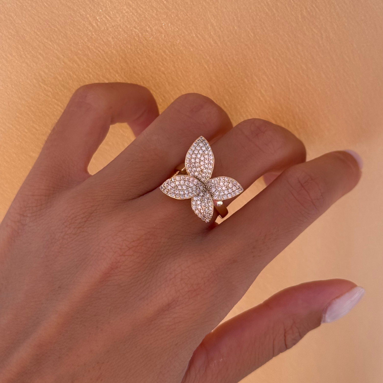 Anello Eva